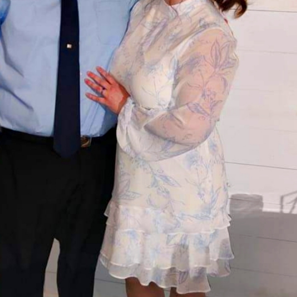 Women's dress